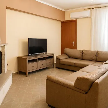 بيت للعطل Efi's House *